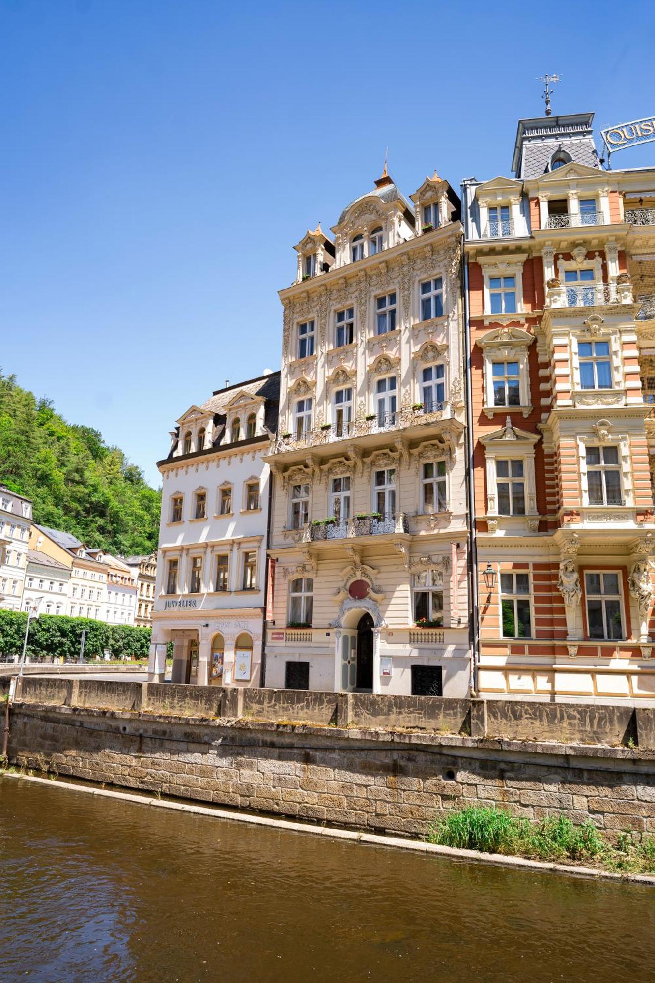Alisa Hotel Karlovy Vary Exterior foto